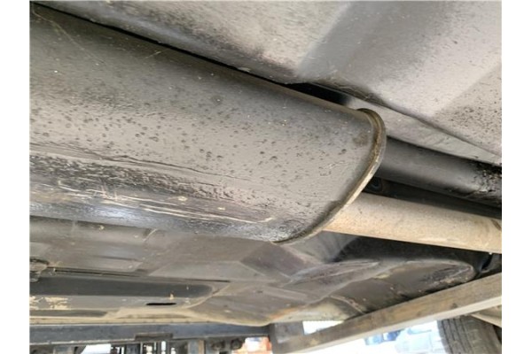 Recambio de tubo escape central para peugeot 604 2.3 srd-turbo referencia OEM IAM 173067  