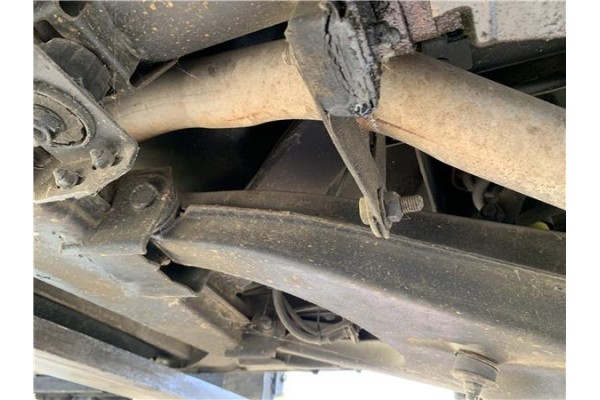 Recambio de tubo escape central para peugeot 604 2.3 srd-turbo referencia OEM IAM 173067  