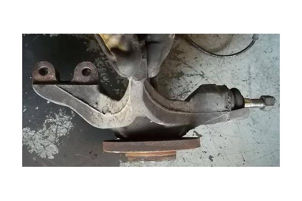 Recambio de mangueta delantero izquierda para citroen c4 berlina 1.6 hdi referencia OEM IAM 364684  