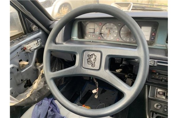 Recambio de volante para peugeot 604 2.3 srd-turbo referencia OEM IAM 410733  