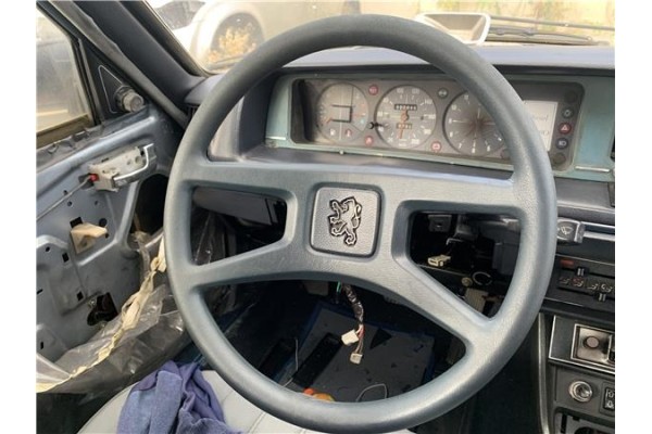 Recambio de volante para peugeot 604 2.3 srd-turbo referencia OEM IAM 410733  