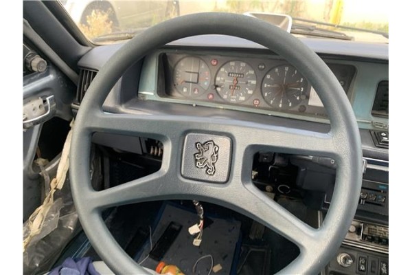 Recambio de volante para peugeot 604 2.3 srd-turbo referencia OEM IAM 410733  