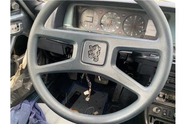 Recambio de volante para peugeot 604 2.3 srd-turbo referencia OEM IAM 410733  