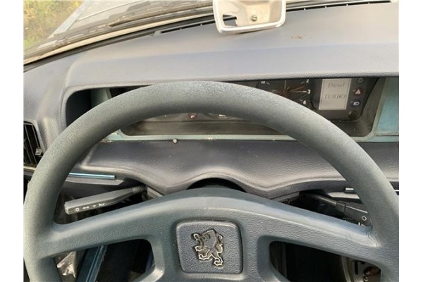 Recambio de volante para peugeot 604 2.3 srd-turbo referencia OEM IAM 410733  