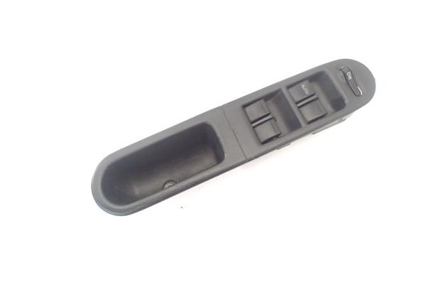 Recambio de mando elevalunas delantero izquierdo para honda hr-v (gh) 1.6 16v 4wd referencia OEM IAM 83520S2HG010M  