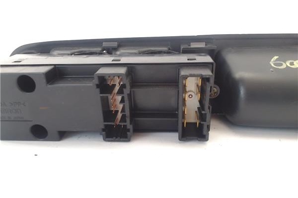 Recambio de mando elevalunas delantero izquierdo para honda hr-v (gh) 1.6 16v 4wd referencia OEM IAM 83520S2HG010M  