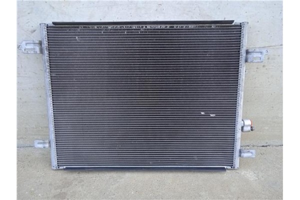 Recambio de radiador aire acondicionado para renault zoe electrico referencia OEM IAM 921007736R  