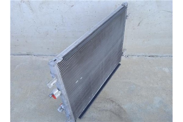 Recambio de radiador aire acondicionado para renault zoe electrico referencia OEM IAM 921007736R  