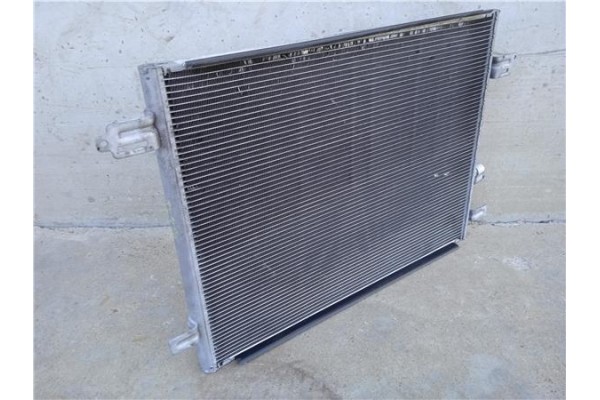 Recambio de radiador aire acondicionado para renault zoe electrico referencia OEM IAM 921007736R  