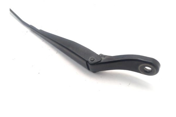 Recambio de brazo limpiaparabrisas delantero izquierdo para renault zoe electrico referencia OEM IAM   