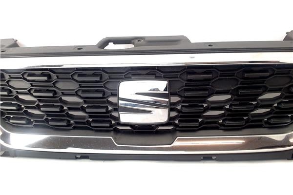 Recambio de rejilla capo para seat ibiza (kj1) 1.0 style referencia OEM IAM 6F0853654D  