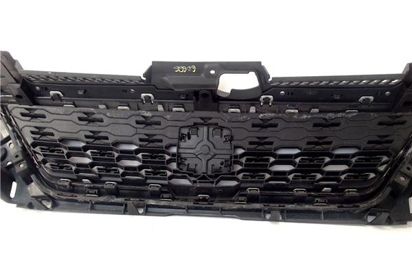 Recambio de rejilla capo para seat ibiza (kj1) 1.0 style referencia OEM IAM 6F0853654D  