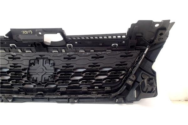 Recambio de rejilla capo para seat ibiza (kj1) 1.0 style referencia OEM IAM 6F0853654D  