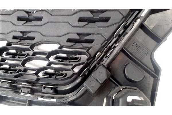 Recambio de rejilla capo para seat ibiza (kj1) 1.0 style referencia OEM IAM 6F0853654D  