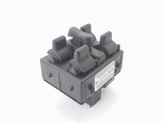 Recambio de mando elevalunas delantero izquierdo para chrysler pt cruiser 2.2 crd limited referencia OEM IAM 30505L 04602698AD 