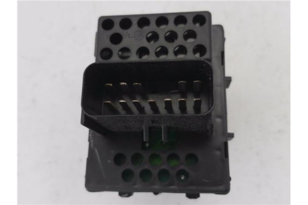 Recambio de mando elevalunas delantero izquierdo para chrysler pt cruiser 2.2 crd limited referencia OEM IAM 30505L 04602698AD 