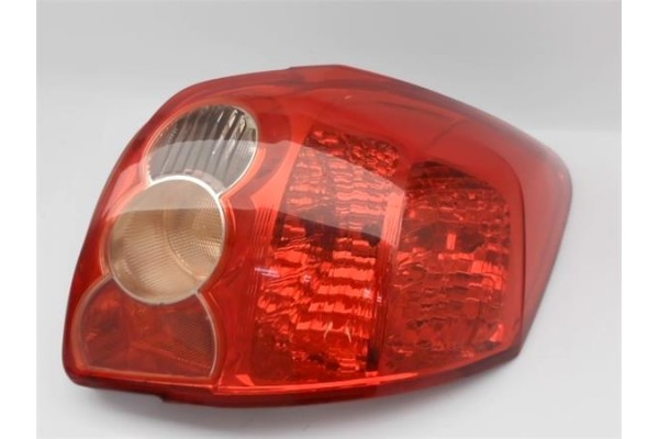 Recambio de piloto trasero derecho para toyota auris (e15) 1.6 vvti referencia OEM IAM   