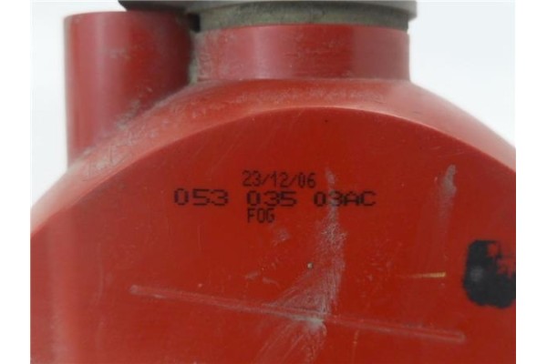 Recambio de piloto inferior trasero izquierdo para chrysler pt cruiser 2.2 crd limited referencia OEM IAM 5303500AC 05303503AC 