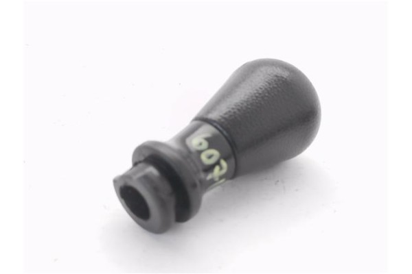 Recambio de pomo palanca cambio para citroen c3 1.4 i referencia OEM IAM 2403Z1  