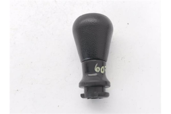 Recambio de pomo palanca cambio para citroen c3 1.4 i referencia OEM IAM 2403Z1  