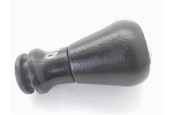 Recambio de pomo palanca cambio para citroen c3 1.4 i referencia OEM IAM 2403Z1  