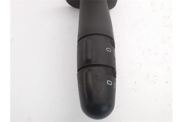 Recambio de mando intermitencia para renault clio ii fase ii (b/cb0) referencia OEM IAM   
