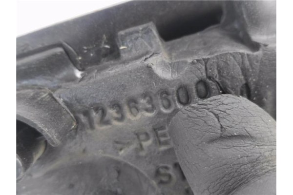 Recambio de retrovisor electrico izquierdo para citroen c3 1.4 i referencia OEM IAM 12363600 E2021019 