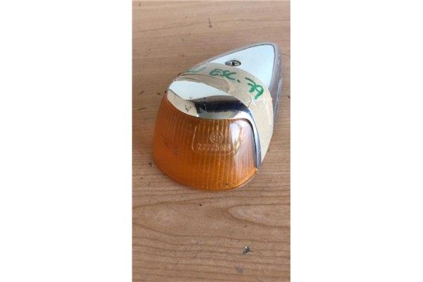 Recambio de intermitente delantero dcho para volkswagen escarabajo 1200 (typ 1) 1.2 1200 referencia OEM IAM 22725R6  