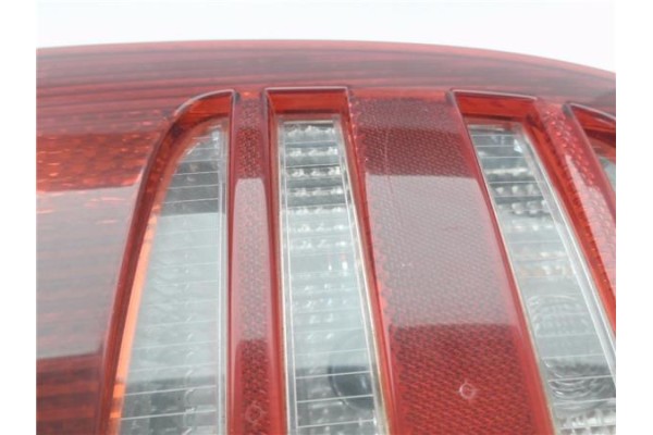 Recambio de piloto trasero izquierdo para skoda superb (3u4) 1.9 tdi referencia OEM IAM 1SCX13405AA 3U5945095 