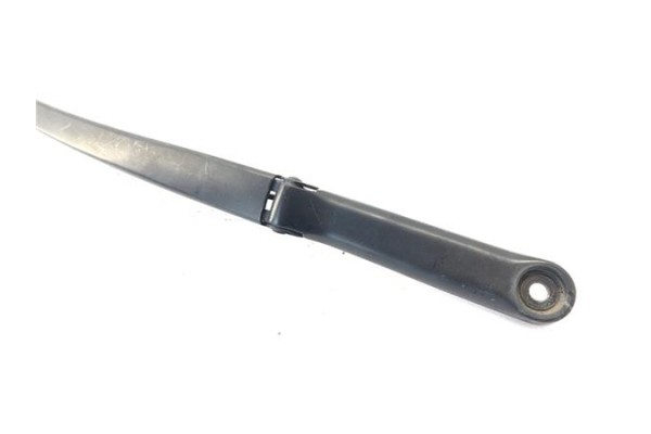 Recambio de brazo limpiaparabrisas delantero derecho para audi a3 sportback (8pa) 2.0 tdi ambiente referencia OEM IAM 8P1955408A