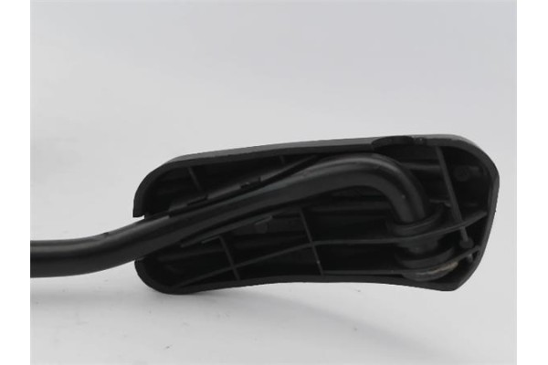 Recambio de pedal acelerador para renault trafic ii furgón (fl) 2.5 dti referencia OEM IAM   