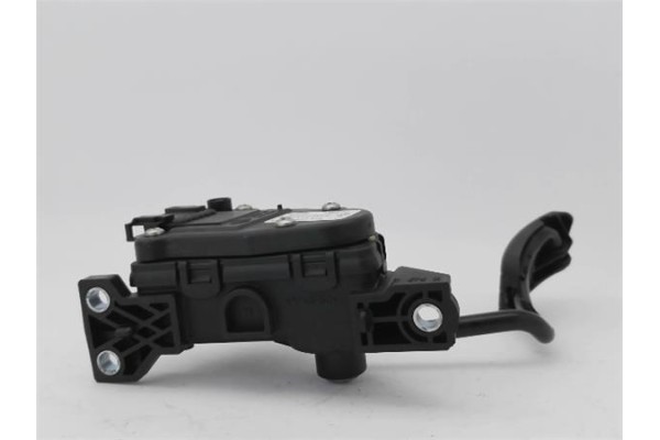 Recambio de pedal acelerador para renault trafic ii furgón (fl) 2.5 dti referencia OEM IAM   