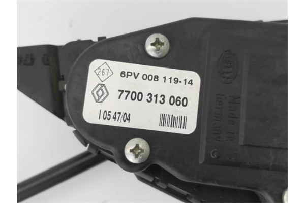Recambio de pedal acelerador para renault trafic ii furgón (fl) 2.5 dti referencia OEM IAM   