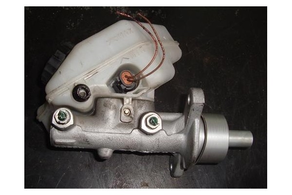 Recambio de bomba freno para opel combo (corsa c)(2001) 1.3 cdti 16v referencia OEM IAM   