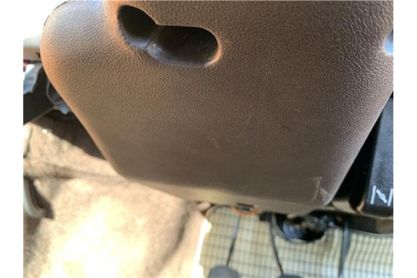 Recambio de embellecedor columna direccion para seat ritmo (138) 1.2 referencia OEM IAM 12AC64CV47KW  