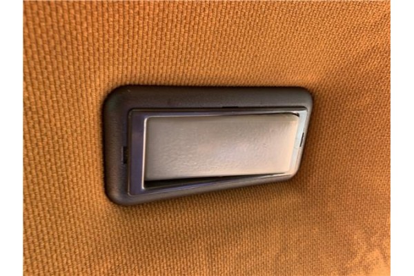 Recambio de luz trasero central techo para seat ritmo (138) 1.2 referencia OEM IAM 12AC64CV47KW  