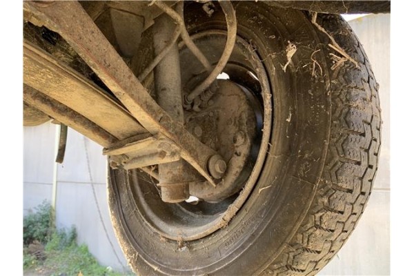 Recambio de mangueta trasero izquierda para seat ritmo (138) 1.2 referencia OEM IAM 12AC64CV47KW  