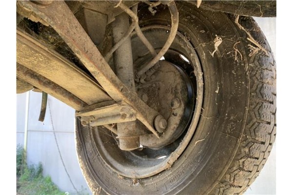 Recambio de mangueta trasero izquierda para seat ritmo (138) 1.2 referencia OEM IAM 12AC64CV47KW  