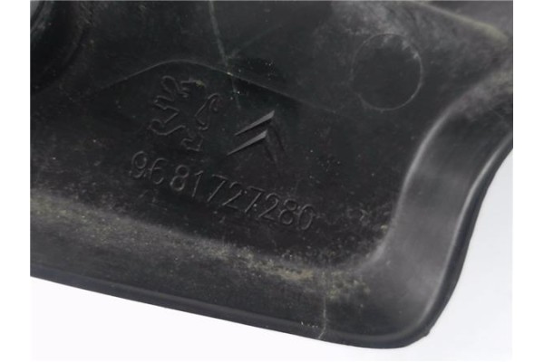 Recambio de piloto trasero izquierdo para citroen c3 picasso 1.6 exclusive referencia OEM IAM 9681727280  