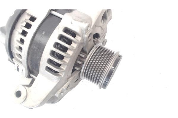 Recambio de alternador para toyota avensis cross sport (t27) 2.2 premium referencia OEM IAM 1042104771 220621 10019 