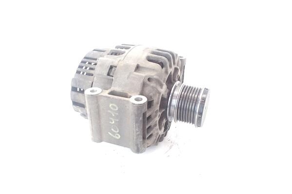 Recambio de alternador para mercedes-benz clase c (bm 203) sportcoupe 1.8 c 200 compressor (203.742) referencia OEM IAM A2711540