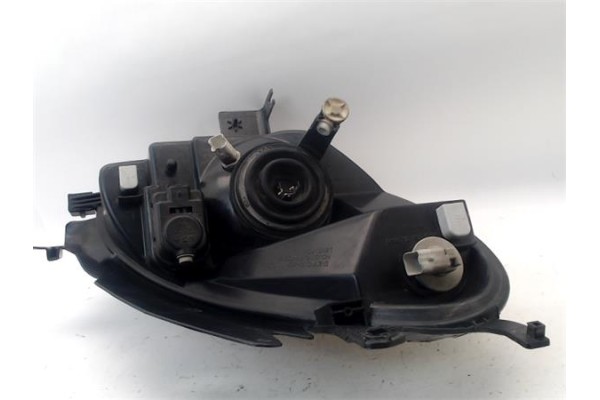 Recambio de faro delantero izquierdo para citroen xsara picasso 2.0 hdi referencia OEM IAM   