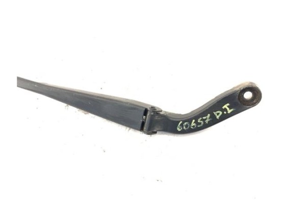 Recambio de brazo limpiaparabrisas delantero izquierdo para mercedes-benz clase b (bm 245) 1.7 170 (245.232) referencia OEM IAM 