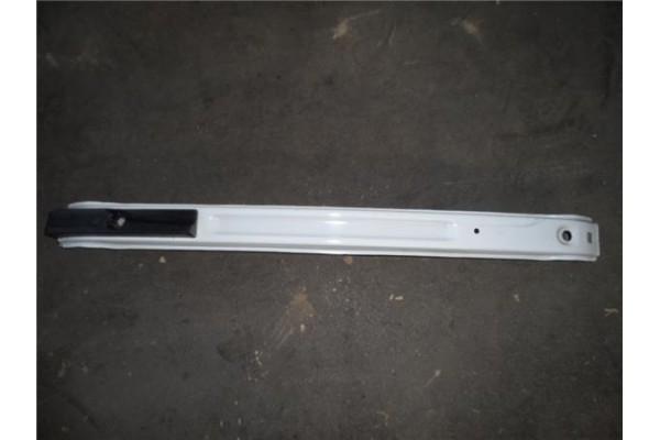 Recambio de refuerzo paragolpes para ford ka (ccu) (2008) 1.2 referencia OEM IAM   