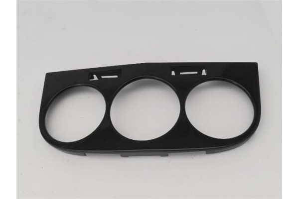 Recambio de embellecedor consola central para opel corsa d 1.3 cdti referencia OEM IAM   