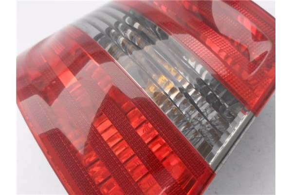 Recambio de piloto trasero izquierdo para mercedes-benz clase b (bm 245) 1.7 170 (245.232) referencia OEM IAM A1698202364  