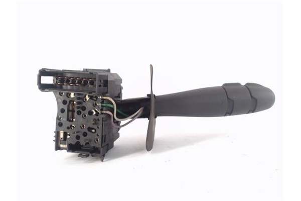 Recambio de mando intermitencia para renault clio ii fase ii (b/cb0) referencia OEM IAM   