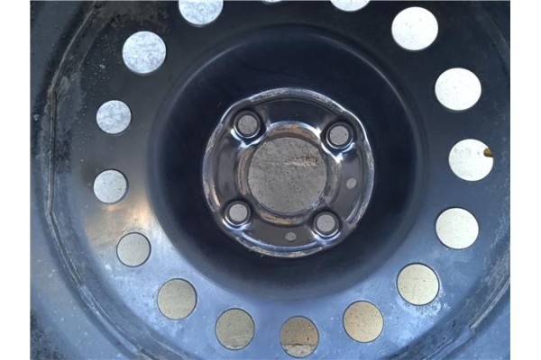 Recambio de llanta para renault zoe electrico referencia OEM IAM 403008562r  