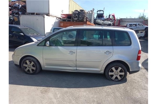 volkswagen touran (1t1) del año 2004