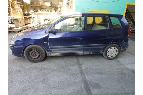 mitsubishi space star (dg0) del año 2002